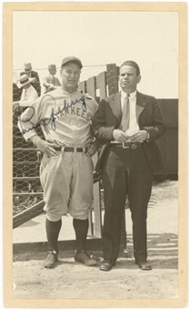 Lou Gehrig Signed Photograph (PSA/DNA)